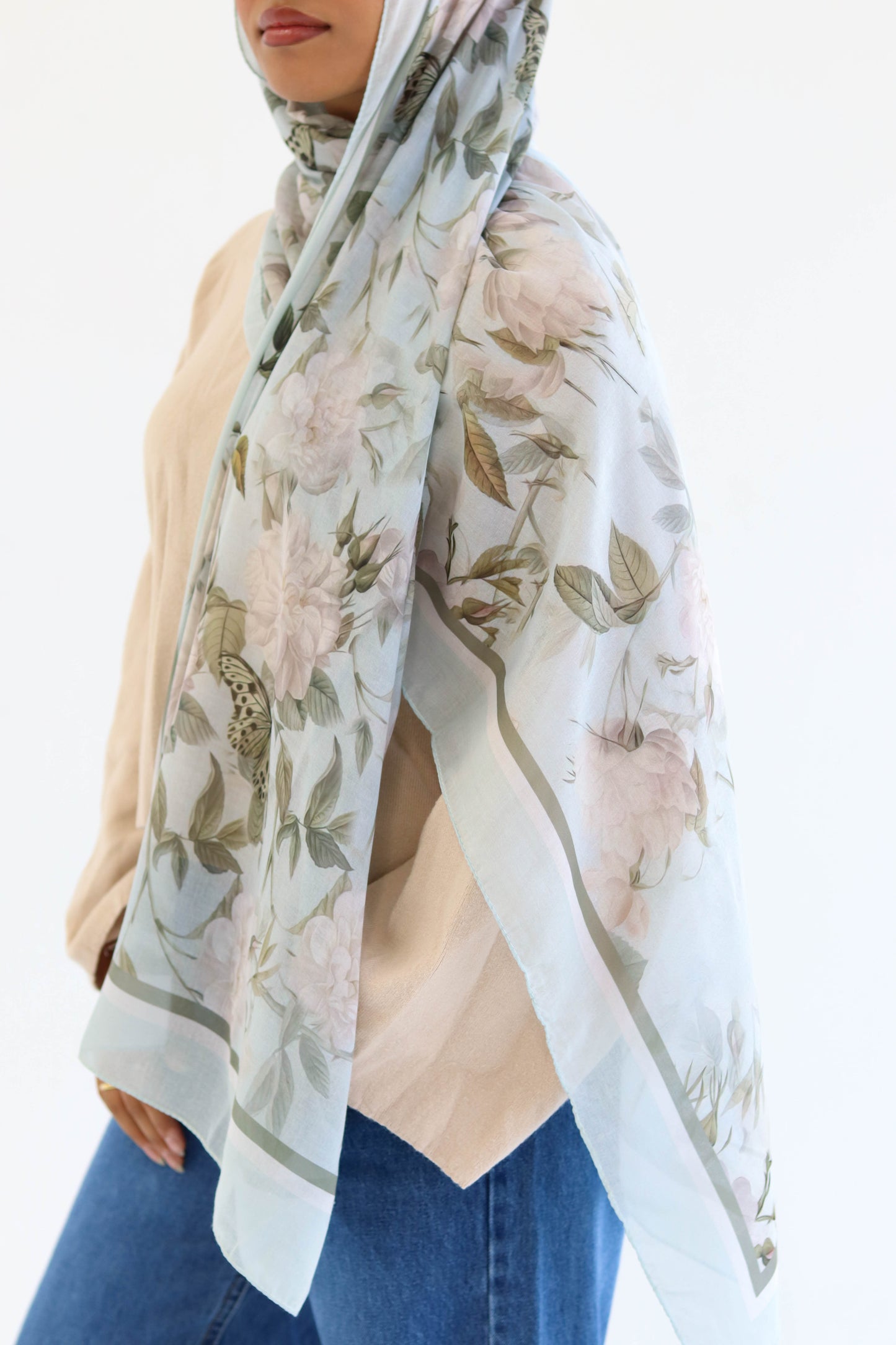 Crystal Petal in Modal